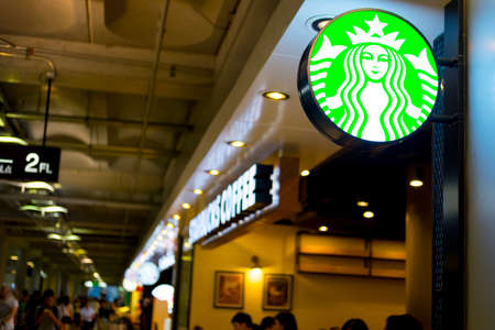 BANGKOK, THAILAND - December 16, 2015: Suvarnabhumi Airport,Starbucks is the world's largest coffee house with over 20,000 stores in 61 countries.のeditorial素材