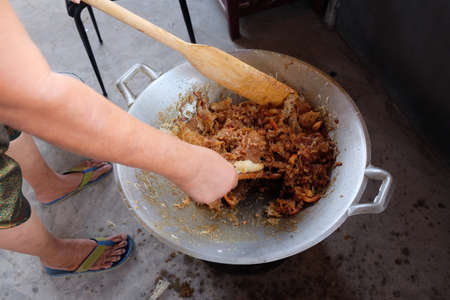 cooking of crispy fried noodle, Thai food tell "Mee Krob" sweet crispy noodle.の写真素材