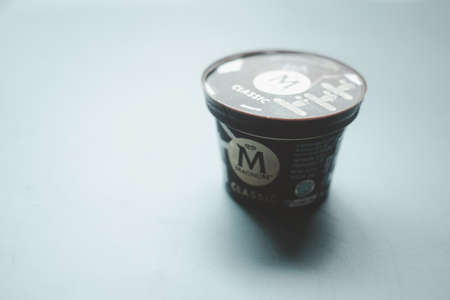 Samut Prakan, Thailand - May 20, 2021 : Magnum mini cup of Magnum Classic ice cream. The new itemのeditorial素材