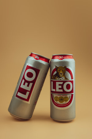 Bangkok, Thailand - October 18, 2023 : New of can design can, Leo lager beer thai beer, Leo Beer is most popular in Thailand. Net weight 490 ml.のeditorial素材