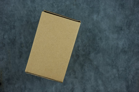 Brown kraft paper brown box product packaging. Packaging paper and shipping online boxの写真素材