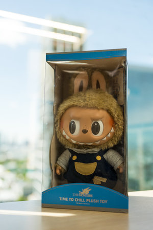 Bangkok, Thailand - June 24, 2024 : A cute doll of LABUBU Time to Chill-Vinyl Plush Doll. POP MARTのeditorial素材