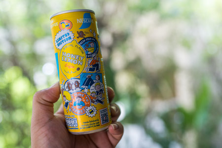 Bangkok, Thailand - June 30, 2024 : Nescafe instant coffee Honey Lemon, Limited edition can. Distinctive, modern packaging design. canned ready to drink coffee can. Enjoy the deliciousness.のeditorial素材