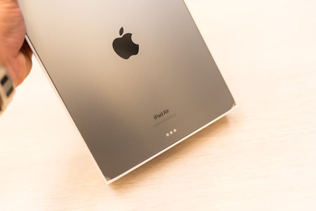 Bangkok, Thailand - July 19, 2024 : New 2024 iPad Air. The 2024 iPad Air models feature enhanced performance with the M2 chip, larger storage optionsのeditorial素材