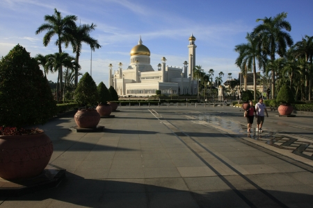 Sultan Omar Ali Saifudding Mosque, Bandar Seri Begawan, Brunei, Southeast Asiaのeditorial素材