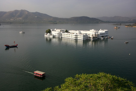 Lake Palace, Jagniwas island, Udaipur, Rajasthan, Indiaのeditorial素材