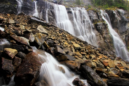 Seven Veils Falls, Lake Ohara, Yoho National Park, British Columbia, Canadaの写真素材