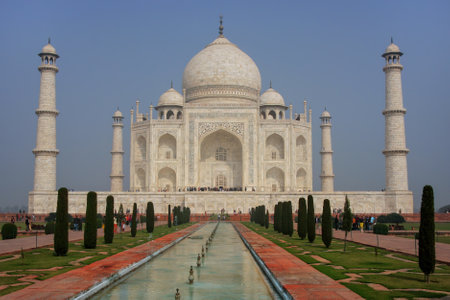 Taj Mahal with reflecting pool in Agra, Uttar Pradesh, India. It was build in 1632 by Emperor Shah Jahan as a memorial for his second wife Mumtaz Mahal.の写真素材
