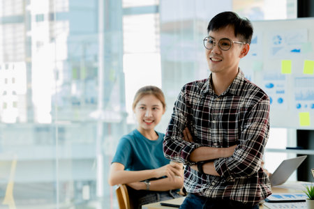 Asian male businessman, management of the new generation of executives, the establishment of start-up companies and the operation of the new generation. Startup business concept.の写真素材