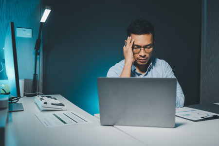 Working too much causes pain in the body, Headache due to working too much, have office syndrome because work too hard, Working overtime makes the body tired.の写真素材