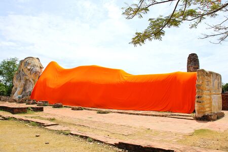 Reclining Buddha of Wat Lokaya Sutha in Ayutthaya, Thailand.の写真素材
