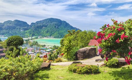 Panoramic view over Tonsai Village, Phi Phi Island, Thailandの写真素材