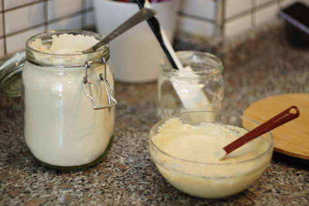 Sour yeast preparation for baking artisan home made bread close up viewの写真素材