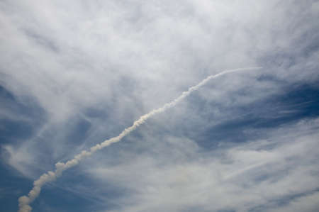 Trail From Shuttle Launchの写真素材