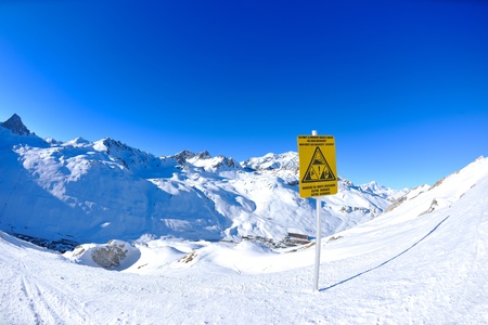 sign board at High mountains under fresh snow in the winter  seasonのeditorial素材