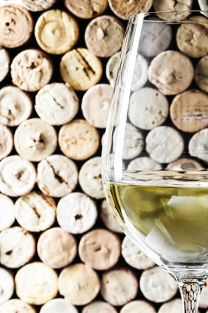 Wine glass and wine corks