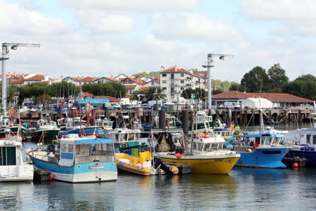 Bayonne. October-12-2009. Fishing boats in the harbor of Bayonne. Franceのeditorial素材