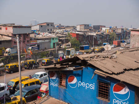 Mumbai, India - December 17, 2018: Poor and impoverished slums of Dharavi in the city of Mumbai.のeditorial素材
