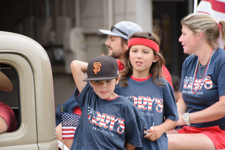 Perry's Restaurant Float and Contingent in the Corte Madera Larkspur 4th of July Paradeのeditorial素材