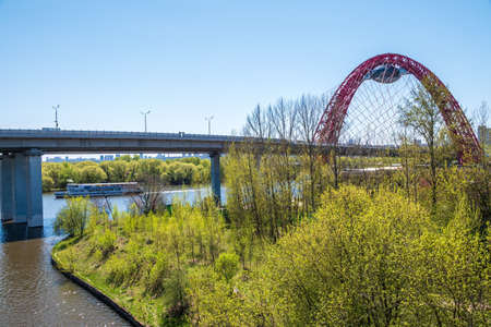 Zhivopisny suspension bridge landscape in Moscow, Russia. It is the first cable-stayed bridge in Moscowの写真素材
