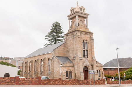 MOSSELBAY, SOUTH AFRICA - DECEMBER 30, 2014: Historic old building of the Dutch Reformed Churchのeditorial素材