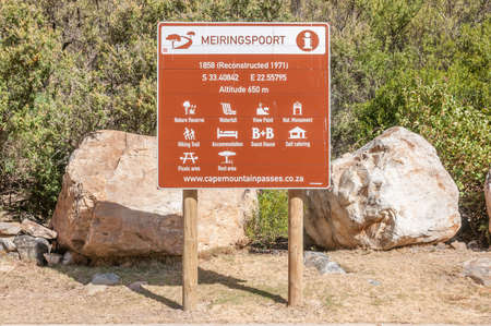MEIRINGSPOORT SOUTH AFRICA  JANUARY 2 2015: Sign at the parking and picnic area at the waterfall in Meiringspoortのeditorial素材