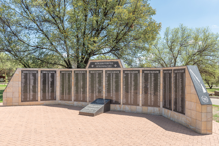 BLOEMFONTEIN, SOUTH AFRICA, JANUARY 26, 2016: A wall of rememberance at the Womens Memorial for the soldiers who died in the Anglo Boer War 1899 to 1902のeditorial素材