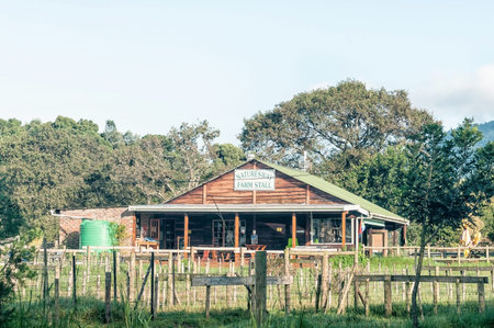 KURLAND, SOUTH AFRICA - MARCH 3, 2016: A farm stall at the top of the Grootrivier Pass near Kurlandのeditorial素材
