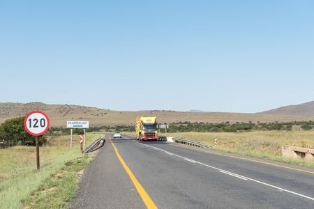 GRAAFF REINET, SOUTH AFRICA - MARCH 22, 2017: The N9 road to the north of Graaff-Reinet in the Eastern Cape Province of South Africaのeditorial素材