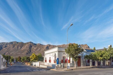MONTAGU, SOUTH AFRICA - MARCH 26, 2017: A street scene with an historic bank building in Montagu, a town in the Western Cape Provinceのeditorial素材