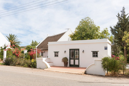MCGREGOR, SOUTH AFRICA - MARCH 26, 2017: An historic house in McGregor, a small town in the Western Cape Provinceのeditorial素材