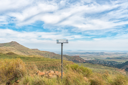 Windpunt (wind point), a corner in the historic Jouberts Pass at Lady Grey in the Eastern Cape Provinceの写真素材