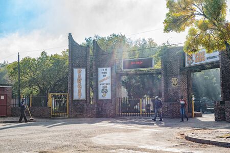 STANDERTON, SOUTH AFRICA - MAY 2, 2019: Entrance of the Standerton High School, in Standerton, in the Mpumalanga Provinceのeditorial素材