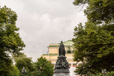 Monument to Catherine II in the background of the Alexandrinsky Theatre.の写真素材