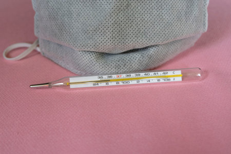 Antivirus mask and fever gauge