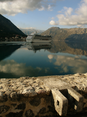 Passenger ship in the bay of Boka Kotorska, sunsetのeditorial素材