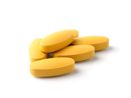 Medical pill tablet isolated on white backgroundの写真素材