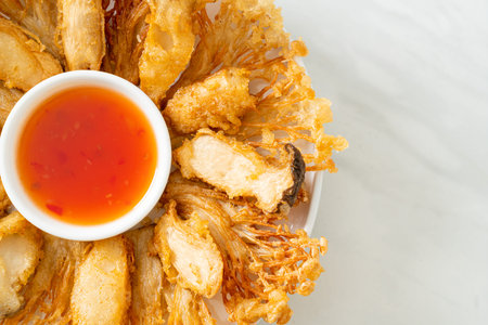 deep fried Enoki mushroom and King Oyster mushroom with spicy dipping sauce