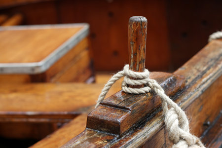 Rigs and rope on the boat.