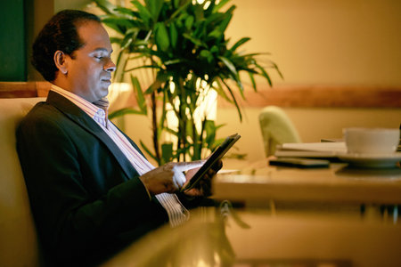 Reading news online
