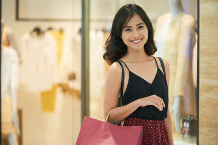 Shopping girlの写真素材