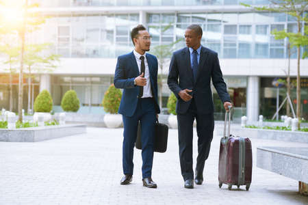 Traveling business peopleの写真素材