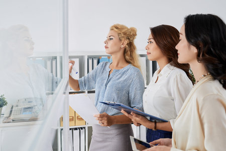 Writing ideasの写真素材