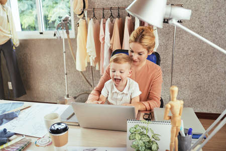 Mom entrepreneurの写真素材
