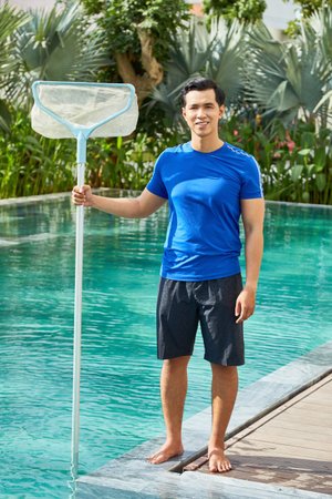Pool cleaner