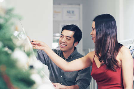 Couple shopping togetherの写真素材