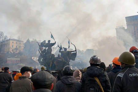 February 19, 2014 - Anti-government protests in Kiev, Ukraine のeditorial素材
