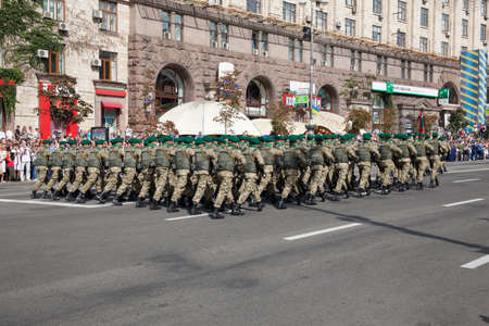 Kiev, Ukraine - 24 aug 2014. Military parade for the Ukrainian Independence Dayのeditorial素材