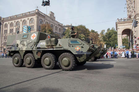 Kiev, Ukraine - 24 aug 2014. Military parade for the Ukrainian Independence Dayのeditorial素材