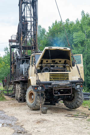 Mobile oil rig truck drilling the oil wellの写真素材